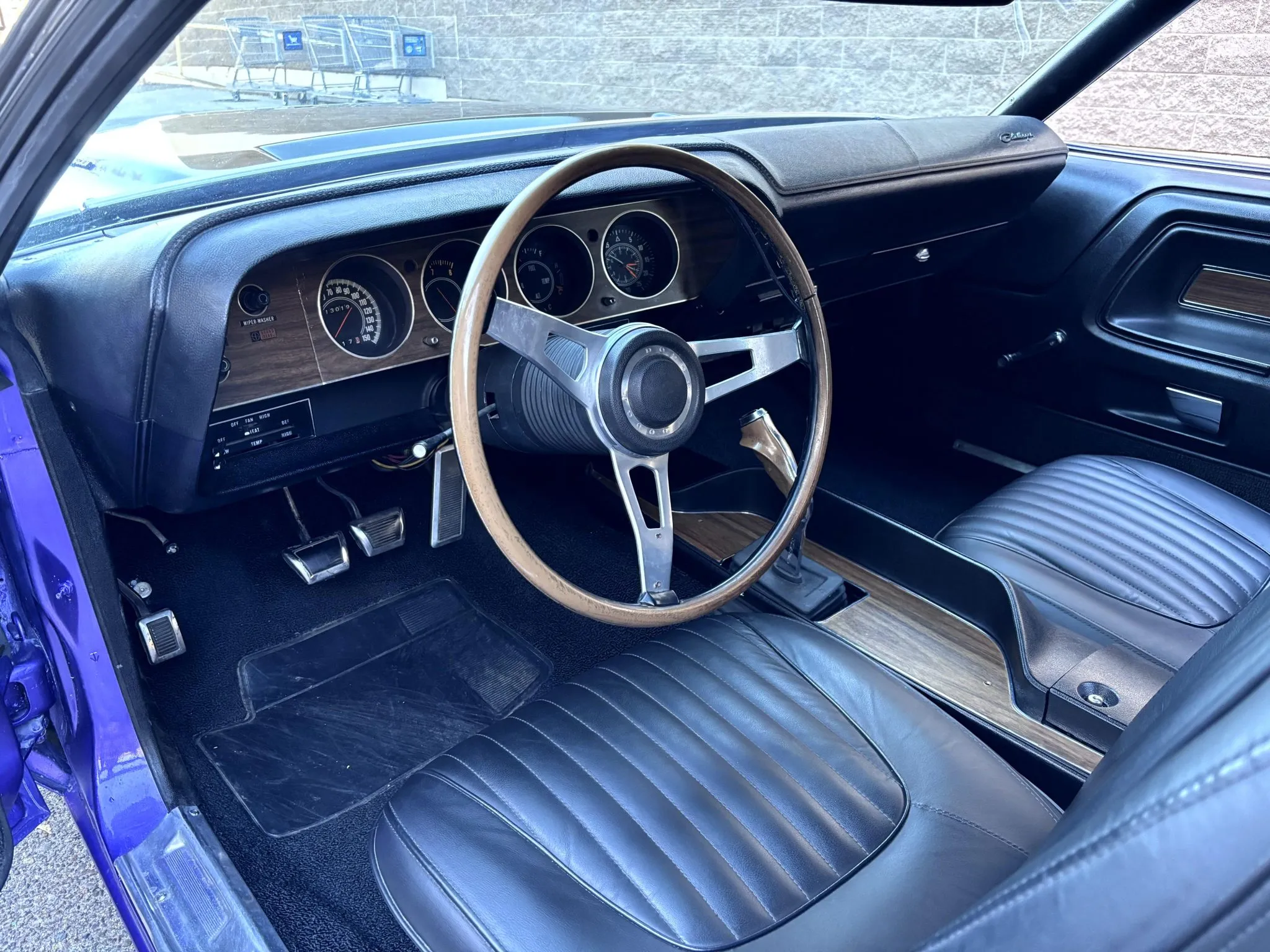 Dodge Challenger